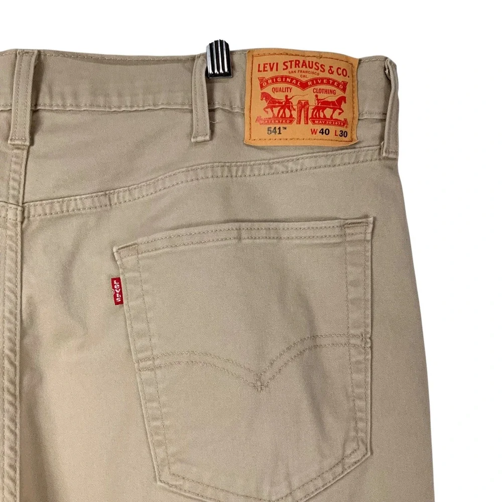 Levi's 541 Khaki Athletic Taper Pants 40x30 Zip Fly Mid Rise Stretch Chinos